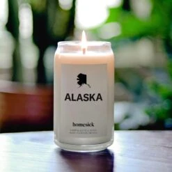 Alaska Candle -Homesick Fragrance Sales HMS.Alaska.Candle.Ecom .3