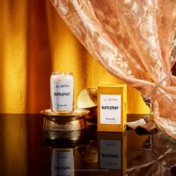 Harry Potter Hufflepuff™ Candle -Homesick Fragrance Sales HMS.HarryPotter.PDP .Hufflepuff.2