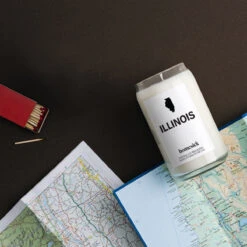 Illinois Candle -Homesick Fragrance Sales HMS.Illinois.Candle.Ecom .2