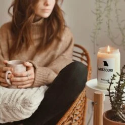 Missouri Candle -Homesick Fragrance Sales HMS.Missouri.Candle.Ecom .3