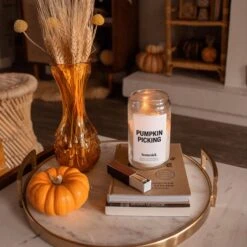 Pumpkin Picking Candle -Homesick Fragrance Sales HMS.PumpkinPicking.Candle.Ecom .3