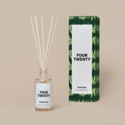 Four Twenty Reed Diffuser -Homesick Fragrance Sales HMS.ReedDiffuserLight.FourTwenty.Ecom1 .hover